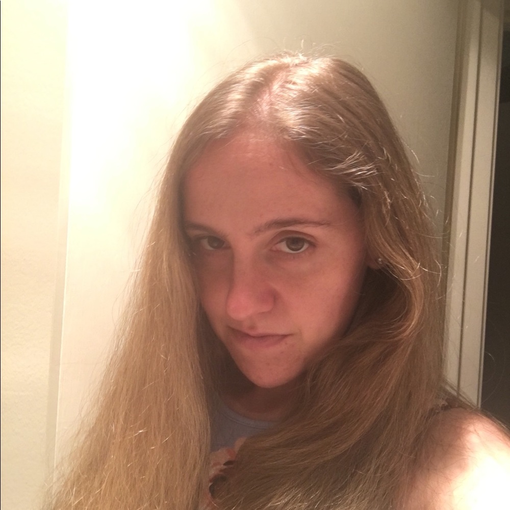 Meet your Posher, Megan